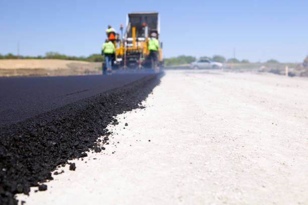 Best Commercial Driveway Paving in Kirby, TX